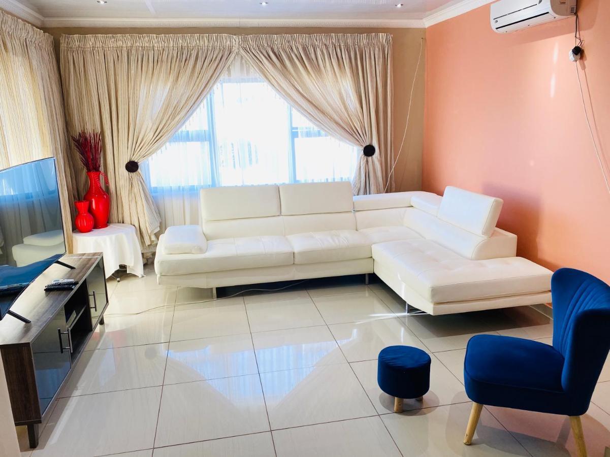 River Valley Guest House Butterworth Buitenkant foto